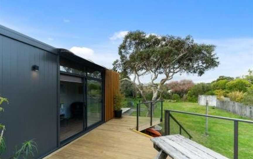 Calapso Cottage - Waikanae Beach Holiday Home, Paraparaumu, New Zealand