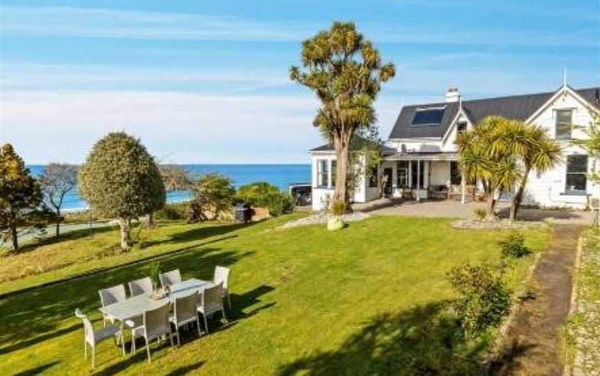 The Professor's Beach House - Brighton Holiday Home, Mosgiel (Suburb), New Zealand
