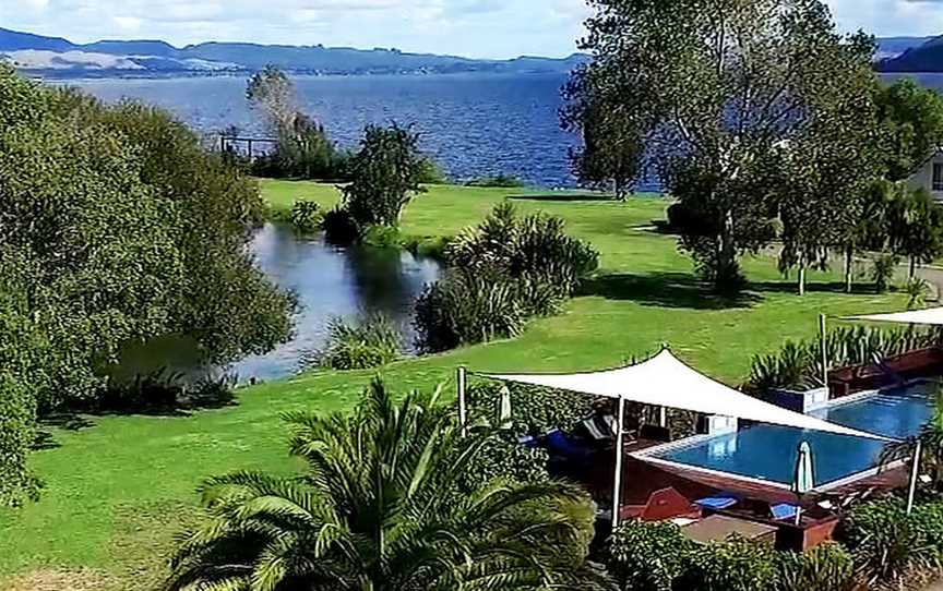 Twin Lake Villas, Owhata, New Zealand