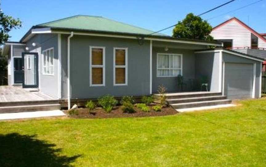 Matapouri Cottage - Matapouri Holiday Home, Tutukaka, New Zealand