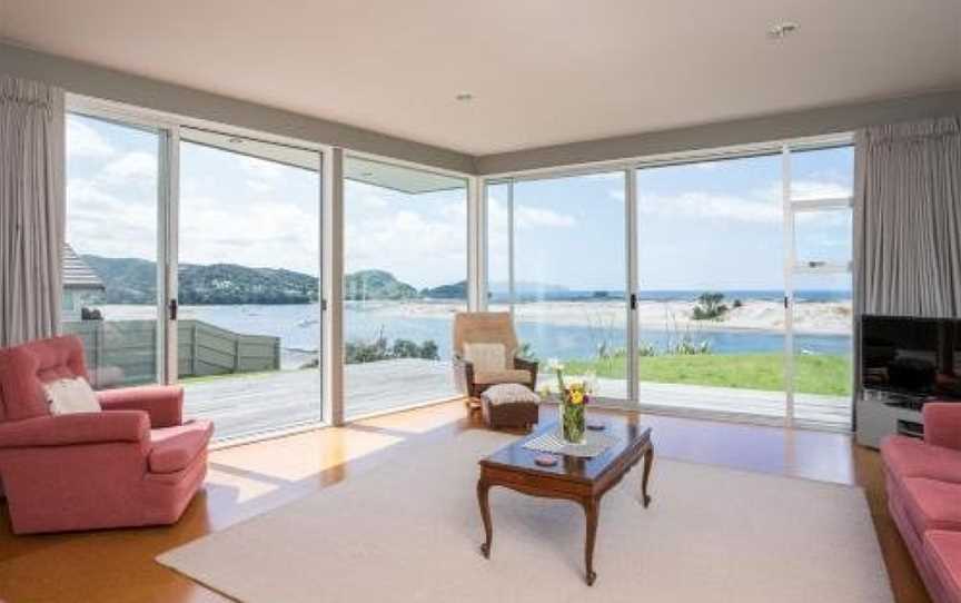 Roberts Retreat - Mangawhai Holiday Home, Mangawhai, New Zealand