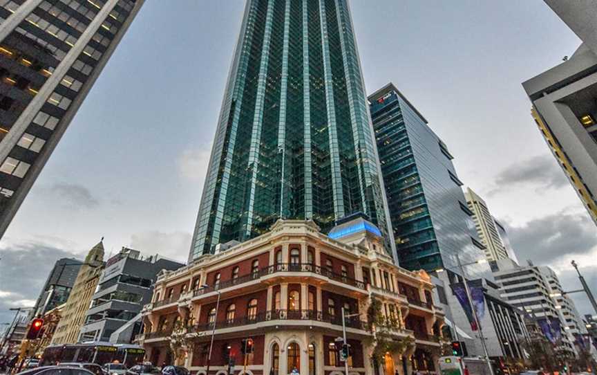 The Palace Hotel, Attractions in Perth CBD