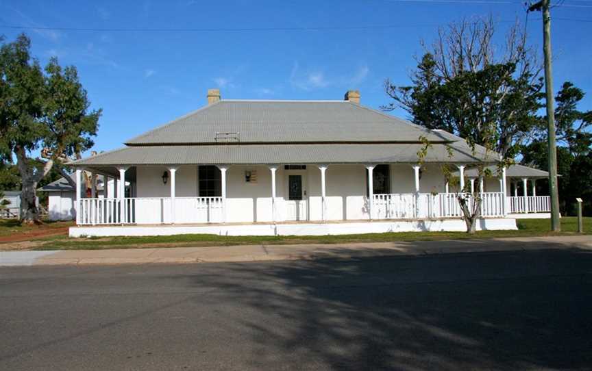 Pearse House, Attractions in Dongara