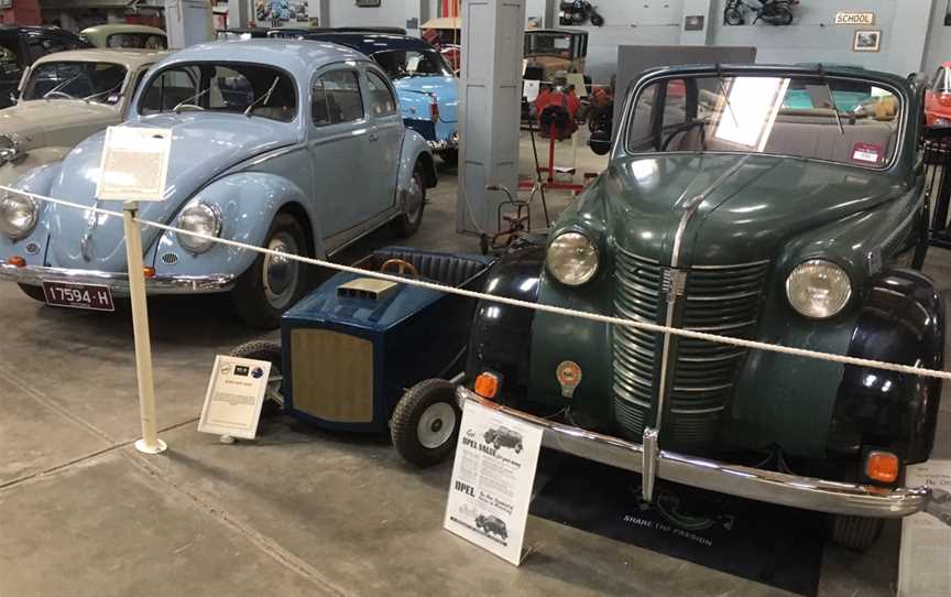 Gippsland Vehicle Collection, Attractions in Maffra