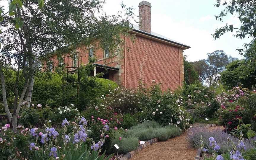 Harpers Mansion, Attractions in Berrima