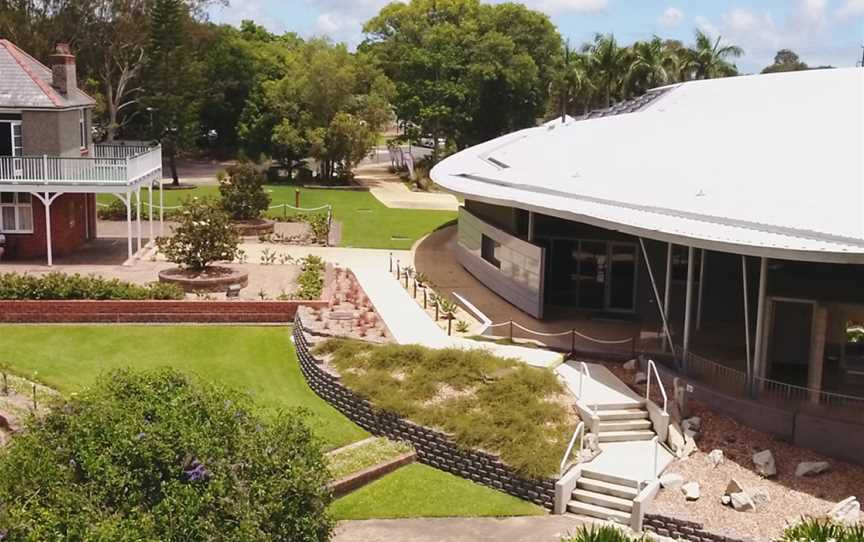Hinkler Hall of Aviation, Attractions in Bundaberg North