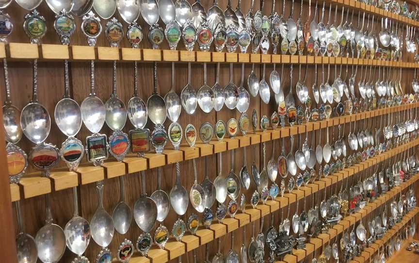 Spoonarama - The Biggest Collection of Souvenir Teaspoons, Queensland, Attractions in Bracken Ridge