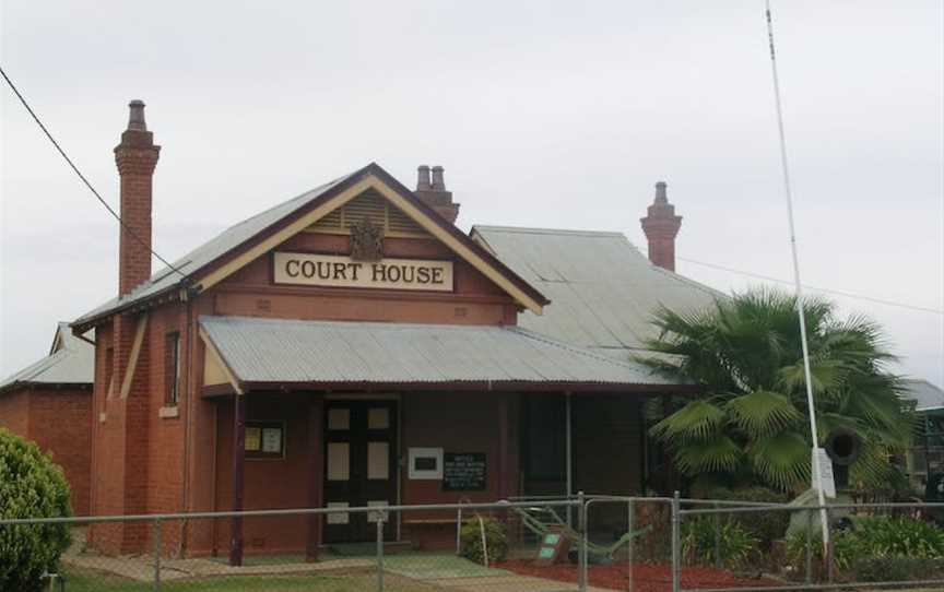 Whitton Courthouse and Historical Museum, Attractions in Whitton
