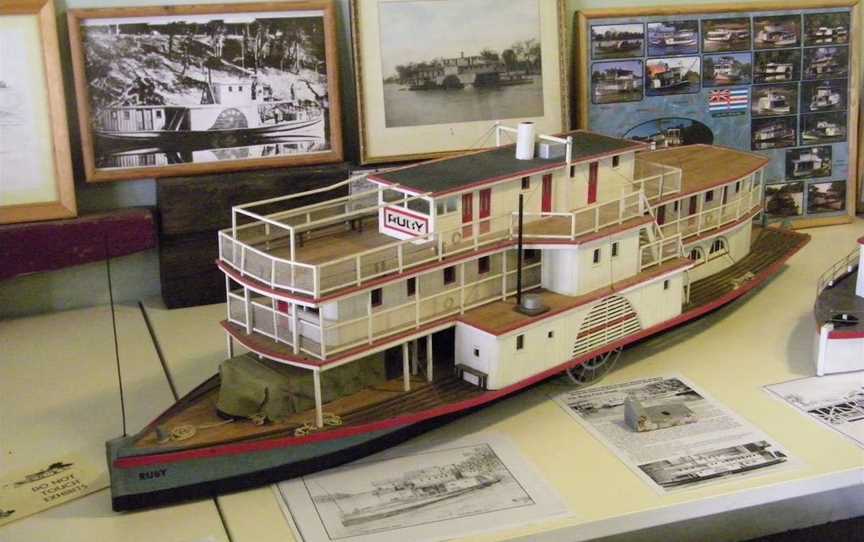 Riverboat Rod’s Model Paddle Steamer Display, Tourist attractions in Wentworth