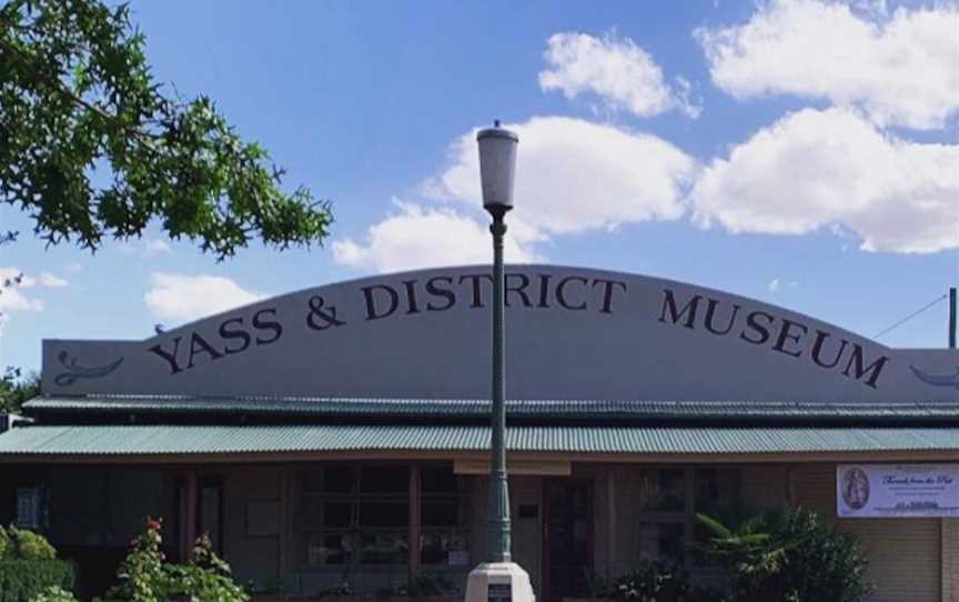 Yass & District Museum, Tourist attractions in Yass