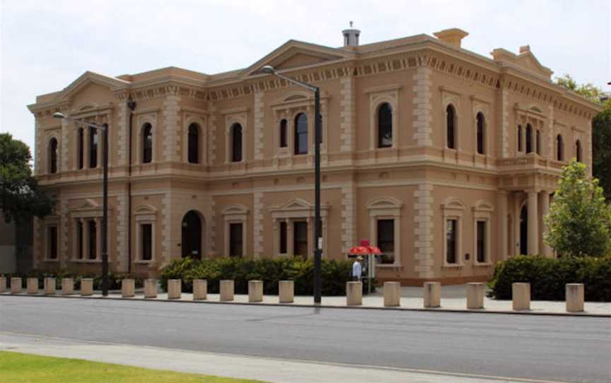 The Centre of Democracy, Attractions in Adelaide CBD
