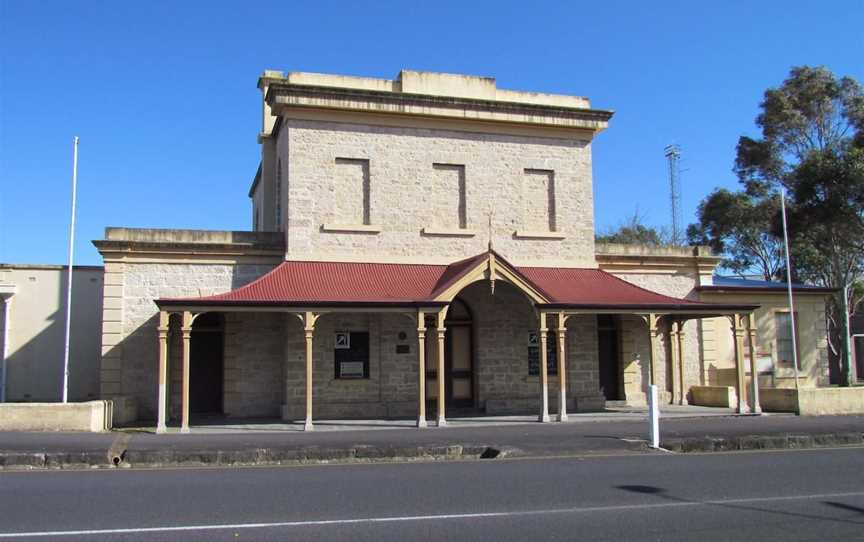 The Old Courthouse, Tourist attractions in Mount Gambier-Town
