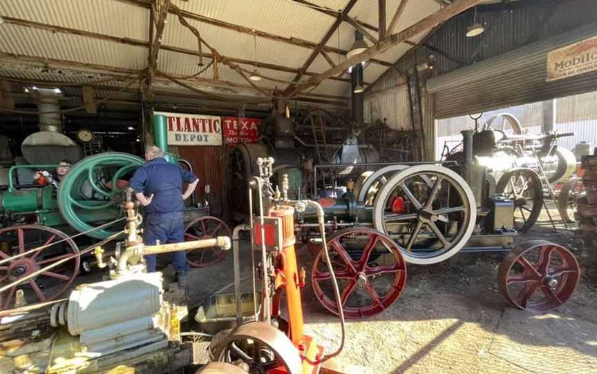 Lake Goldsmith Steam & Vintage Rally, Tourist attractions in Lake Goldsmith
