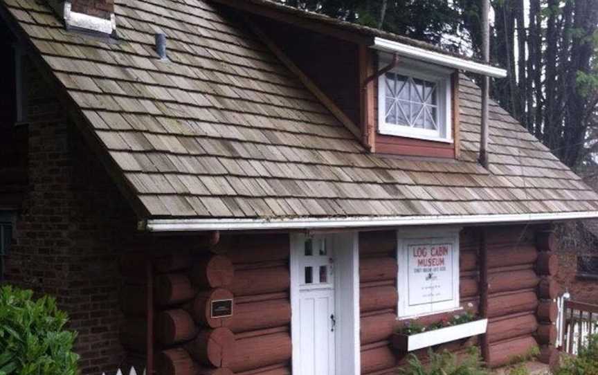 Log Cabin Museum, Tourist attractions in Belgrave