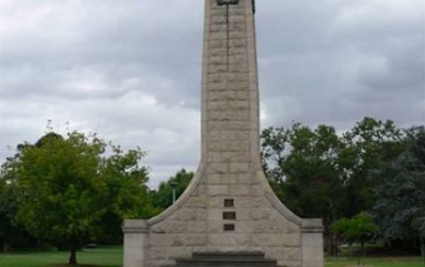 Queens Park War Memorial, Tourist attractions in Moonee Ponds