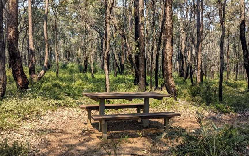 Pimelea Mycumbene, Attractions in Mundaring