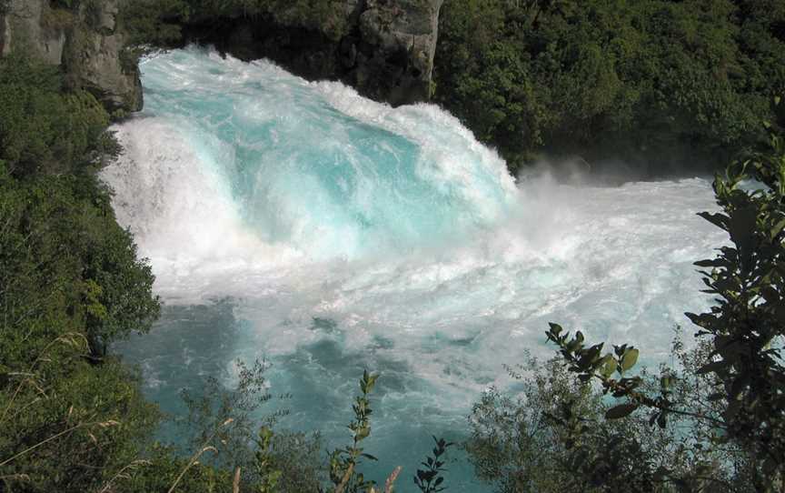 Goomoolahra Falls, Attractions in Springbrook