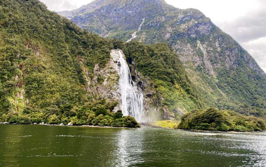 Bowen Falls, Fiordland, New Zealand