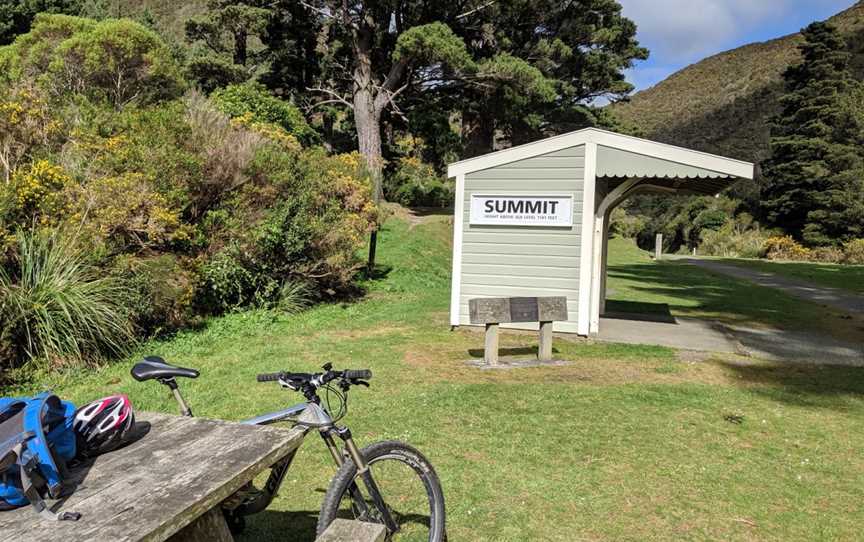 Summit Station, Upper Hutt, New Zealand
