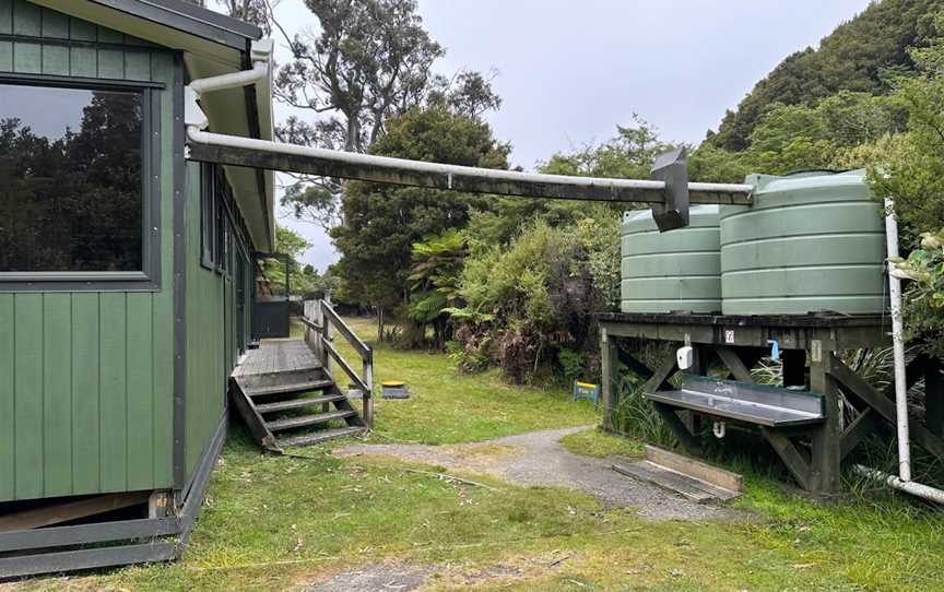 Port William / Potirepo Hut, Stewart Island, New Zealand