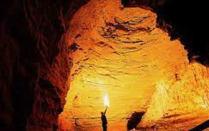 Footwhistle Glowworm Cave, Ohakea, New Zealand