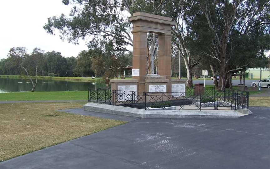 Memorial Park and Garden, Jerilderie, NSW