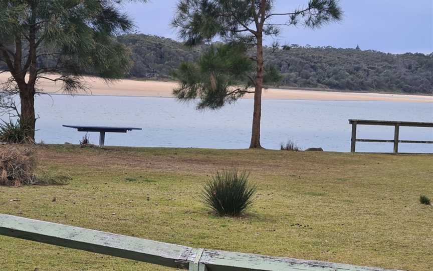Conjola Beach picnic area, Lake Conjola, NSW