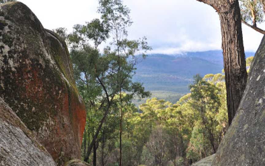 4 Brothers Rock Scenic Walk, Gembrook, VIC