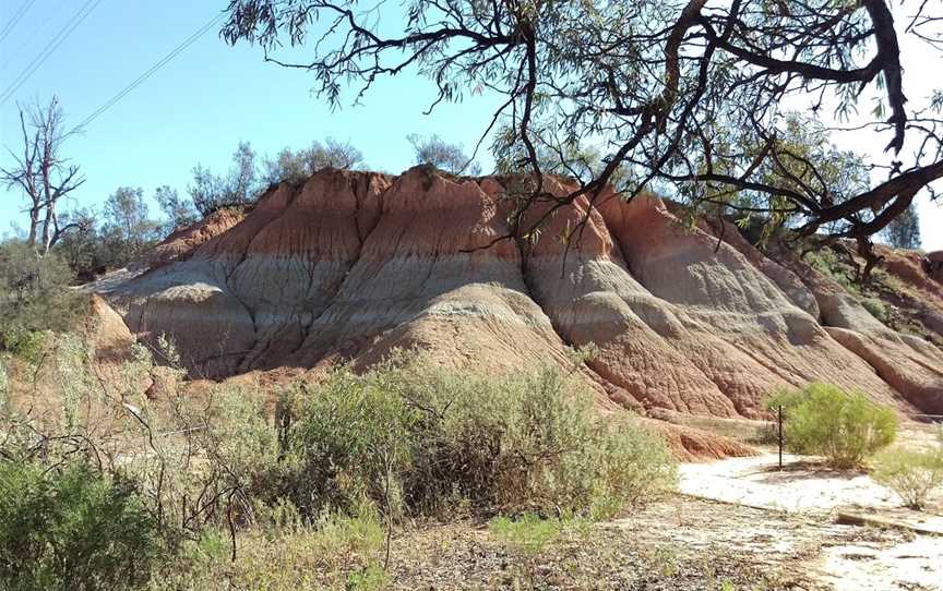 Red Cliffs Scenic Reserve, Red Cliffs, VIC