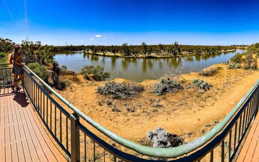 Red Cliffs Lookout, Red Cliffs, VIC