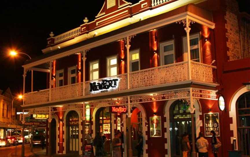 The Newport Hotel, Food & Drink in Fremantle - Town