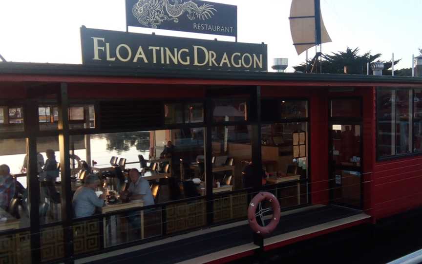 Floating Dragon, Lakes Entrance, VIC
