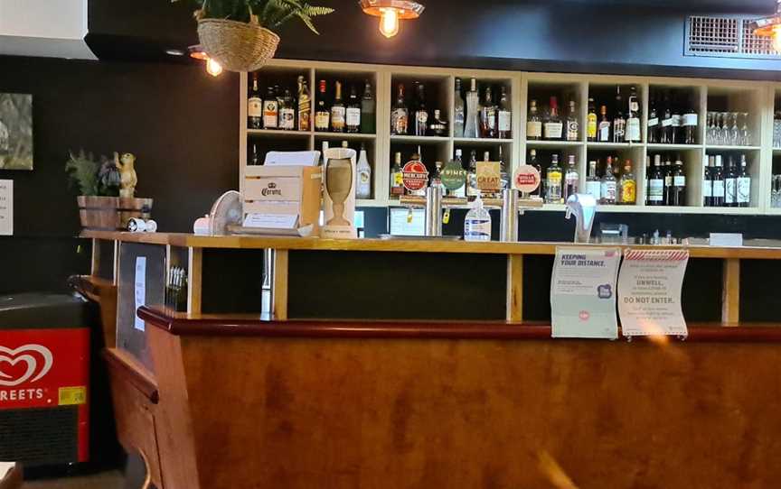 Mate’s restaurant and bar, Wynnum, QLD