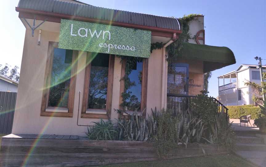 Lawn espresso, Yandina, QLD