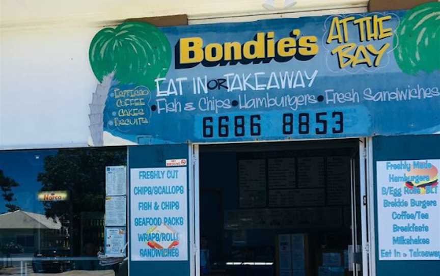 Bondies at The Bay, Ballina, NSW