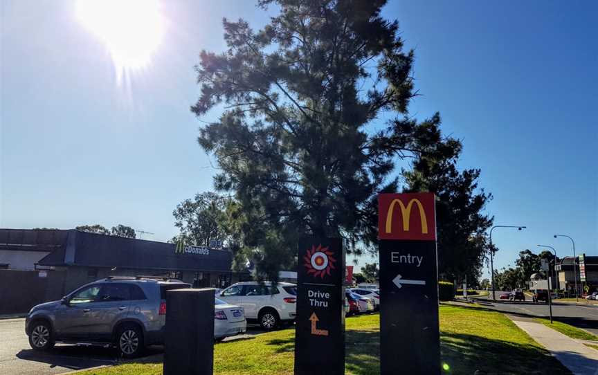 McDonald's Minto, Minto, NSW