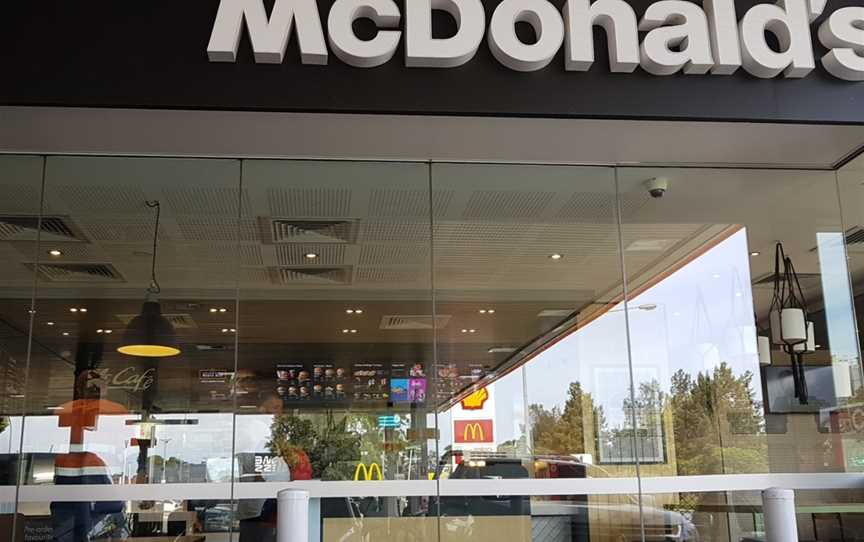 McDonald's Greenacre, Greenacre, NSW