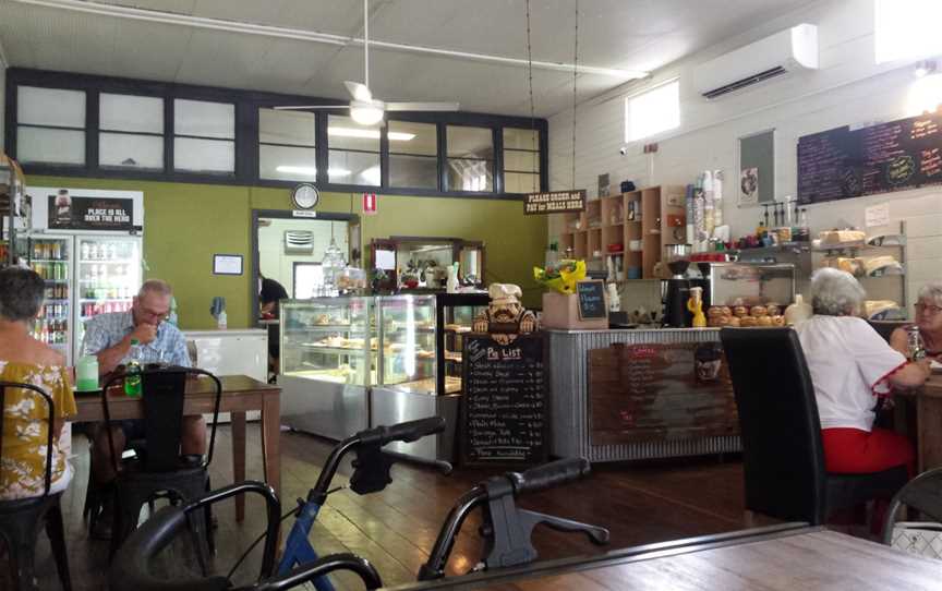Floating Café, Grantham, QLD