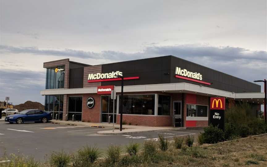 McDonald's Warralily, Armstrong Creek, VIC