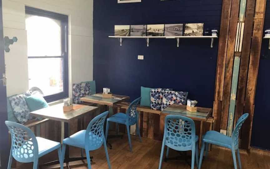 Blue Bee Cafe, Bruthen, VIC