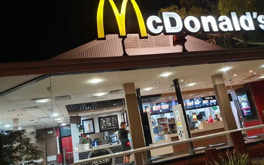 McDonald's, Blackburn, VIC