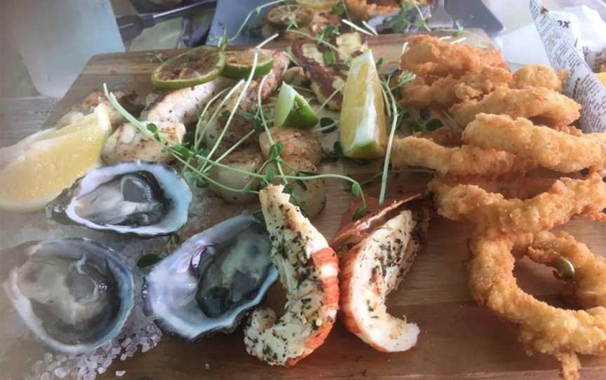 Sylvan Beach Seafood Cafe, Bellara, QLD