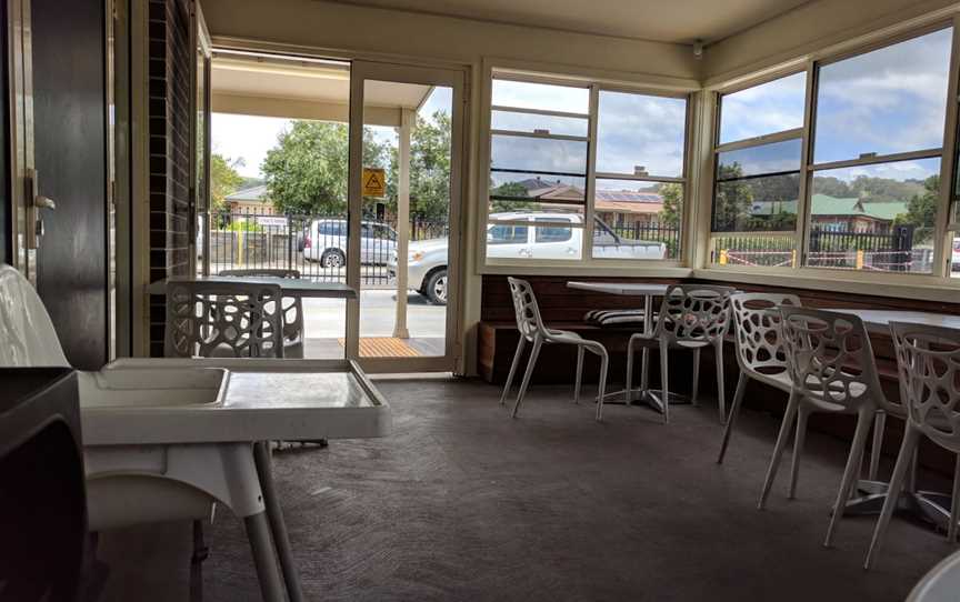 BackBurner Cafe & Takeaway, Albion Park, NSW