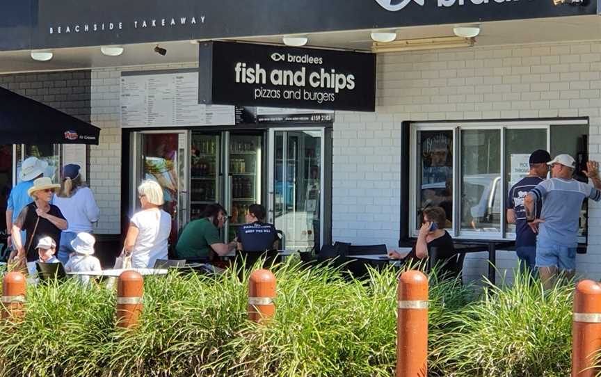 Bradlees Beachside Takeaway, Bargara, QLD