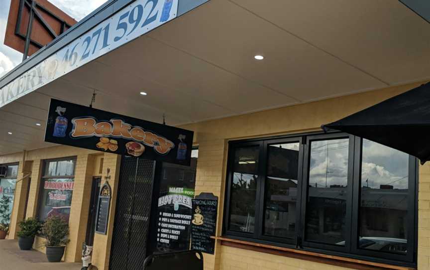 Mace's Hot Bread & Coffee Shop, Miles, QLD