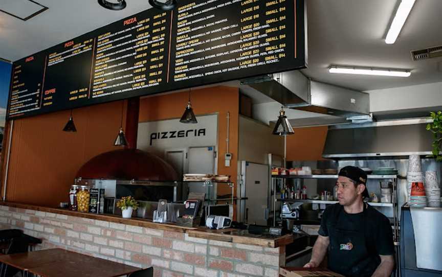 Pizza Lovers, Glendalough, WA