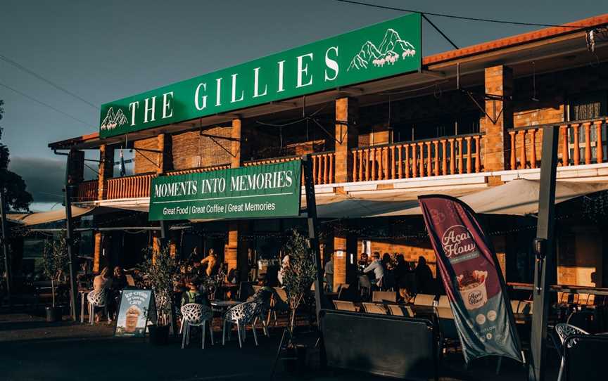 The Gillies Cafe & Bar, Lake Barrine, QLD