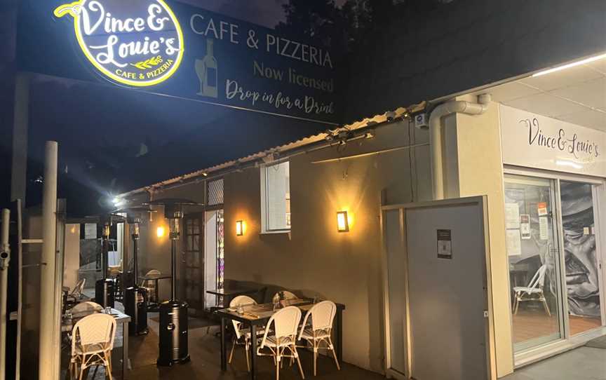 Vince & Louie's Café & Pizzeria, Everton Hills, QLD