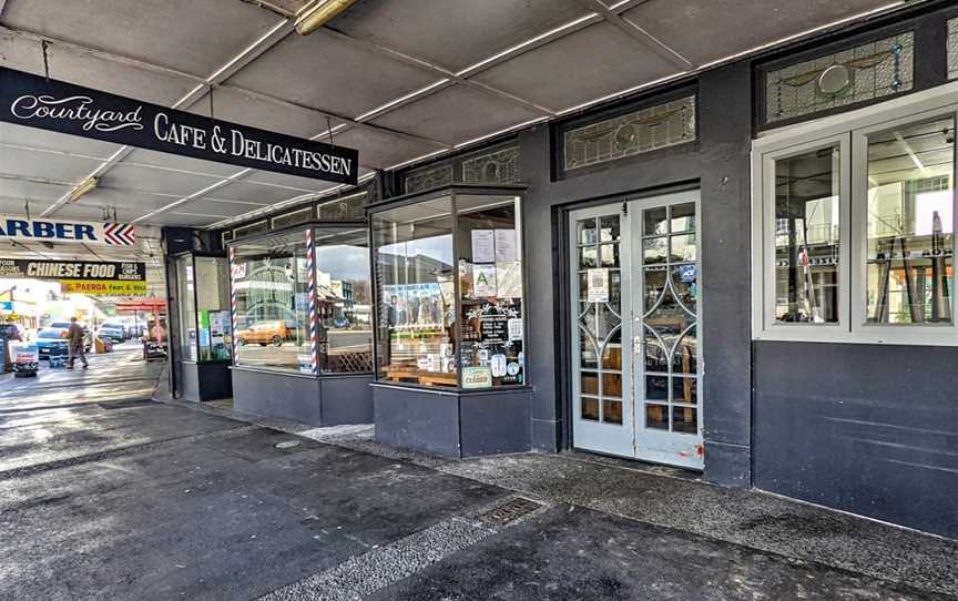 Courtyard Cafe & Delicatessen, Paeroa, New Zealand
