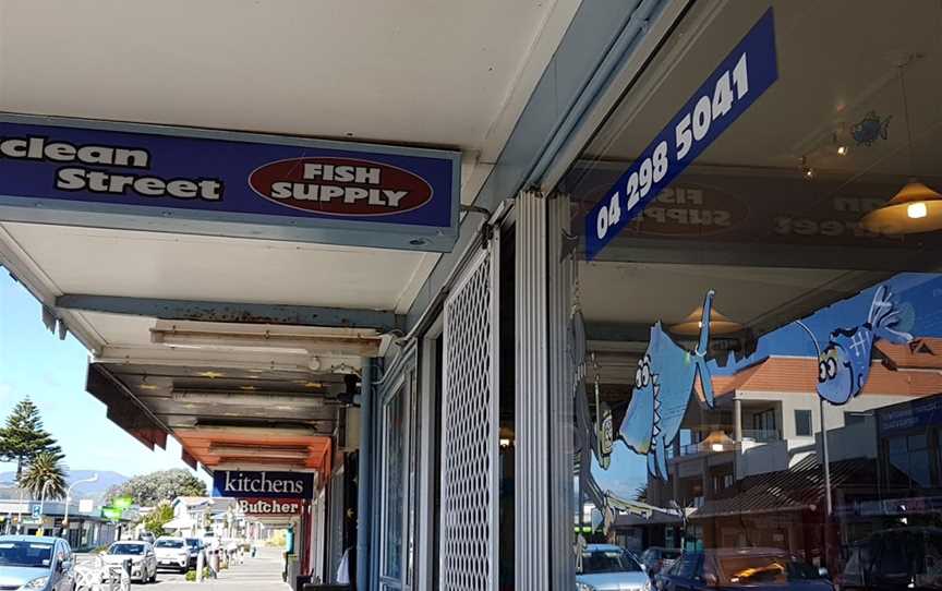 Maclean Street Fish Supply, Paraparaumu Beach, New Zealand